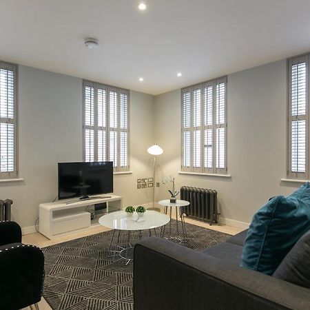 Urban Chic - Wellington Appartement Londen Buitenkant foto