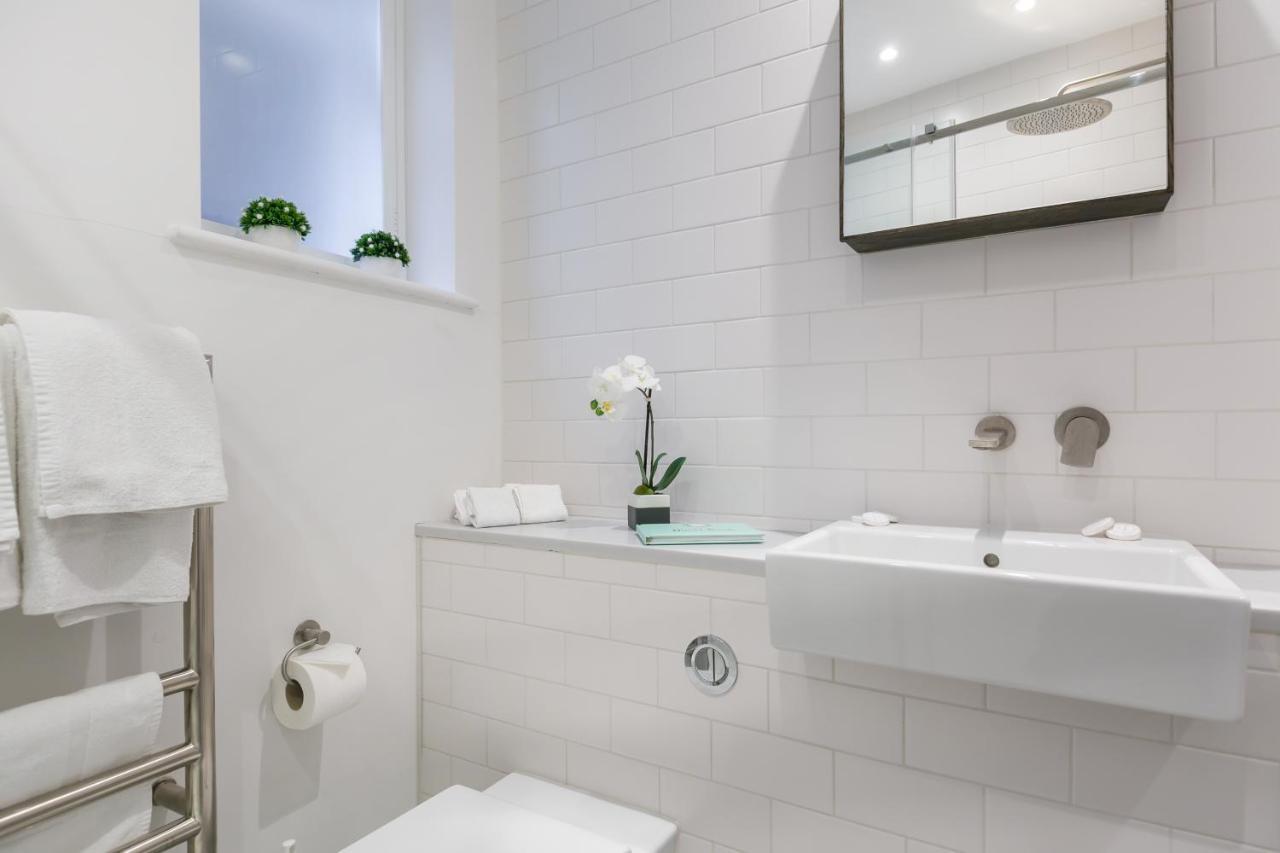 Urban Chic - Wellington Appartement Londen Buitenkant foto