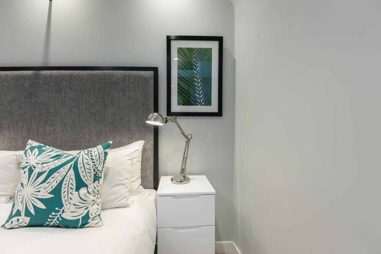 Urban Chic - Wellington Appartement Londen Buitenkant foto